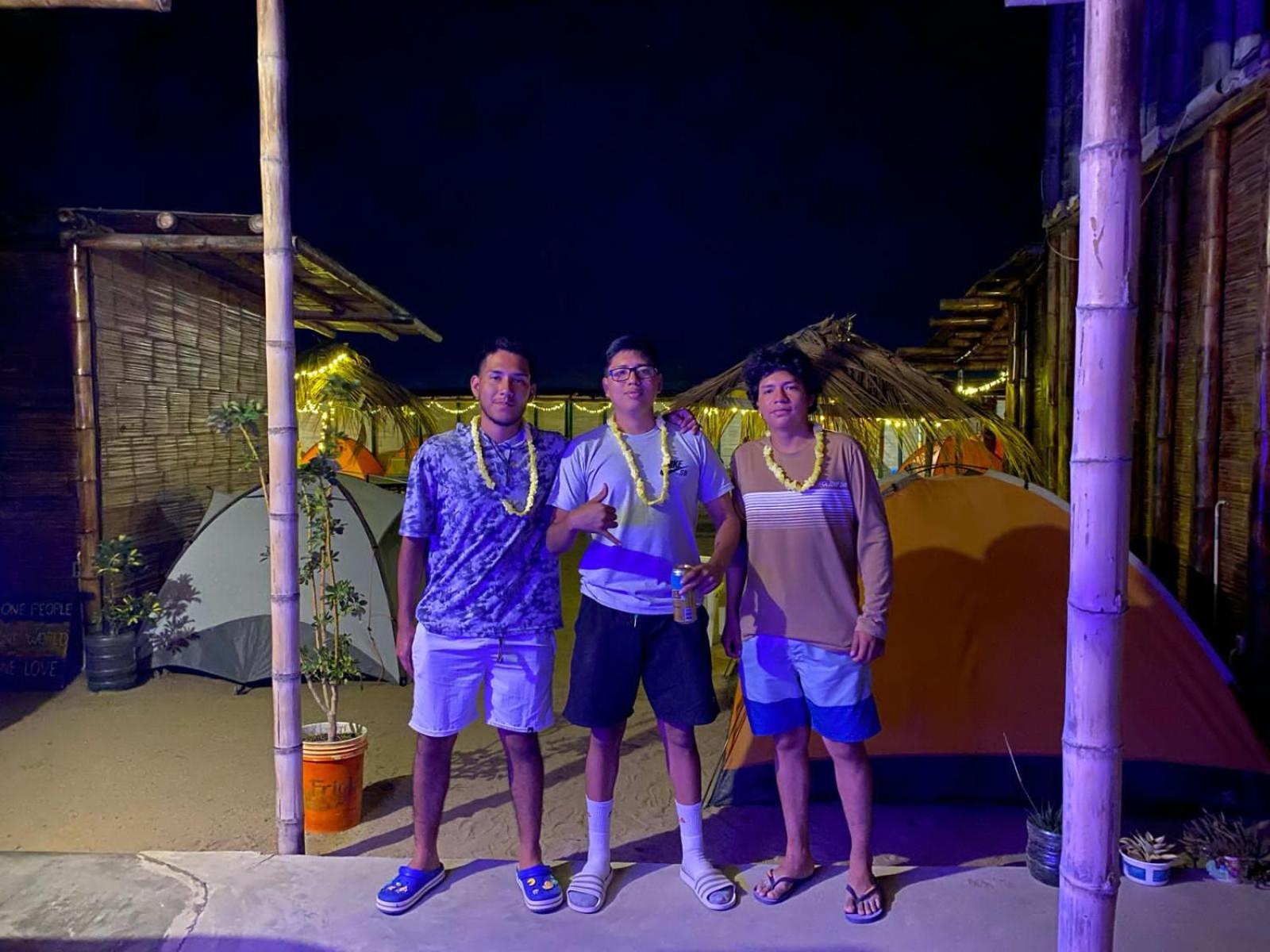 Pepon Surf Camp Hotel Mancora Exterior photo